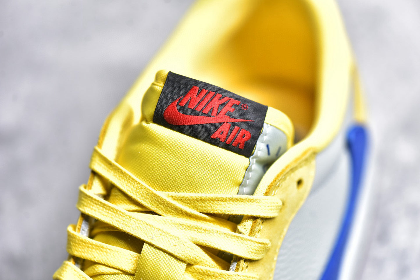 AJ1 Low Travis Scott Canary Yellow