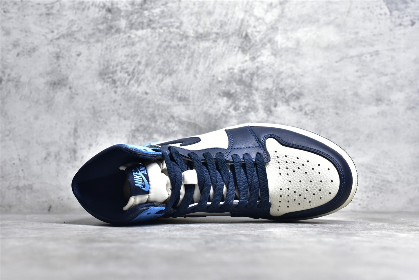 AJ1 High Obsidian