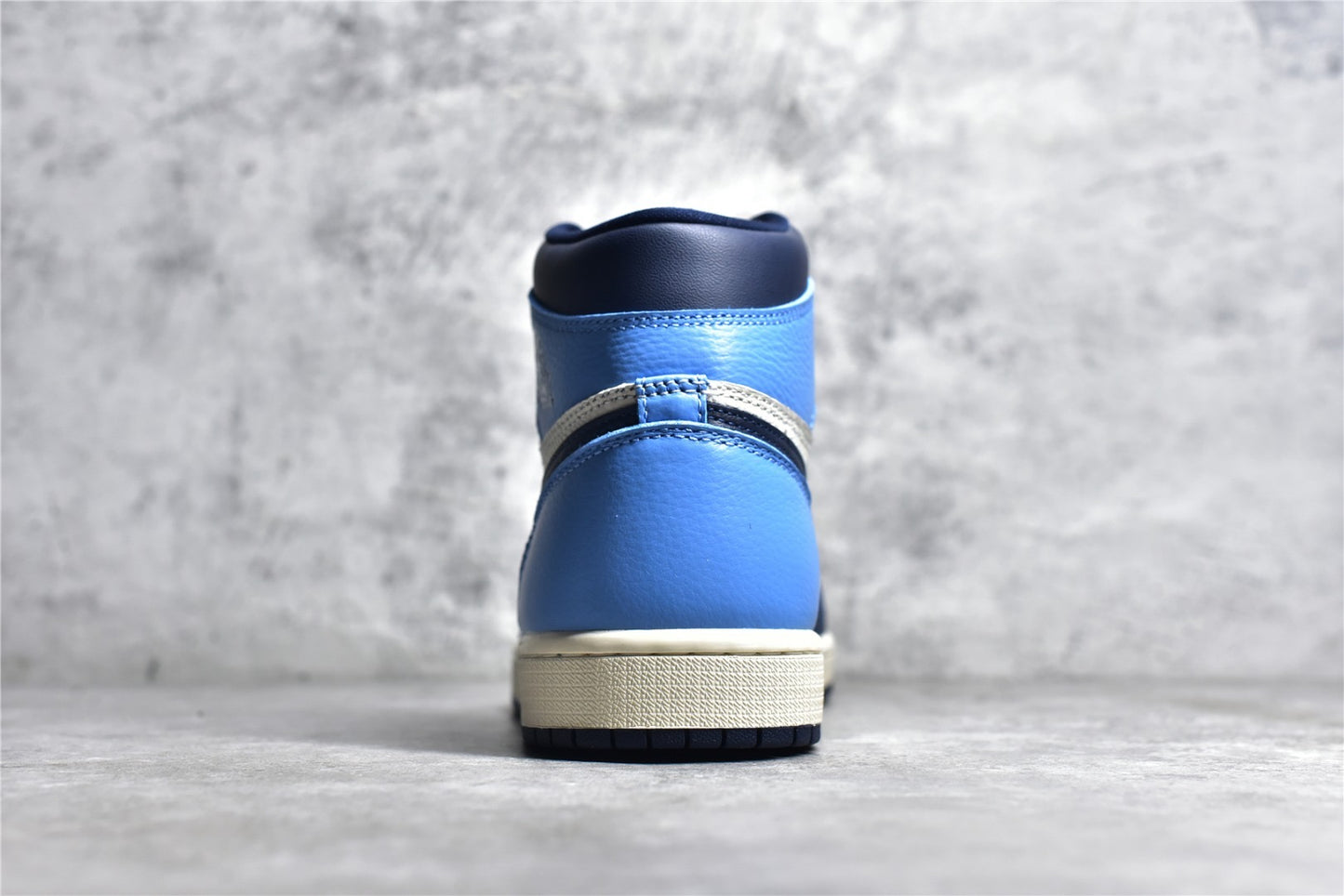 AJ1 High Obsidian