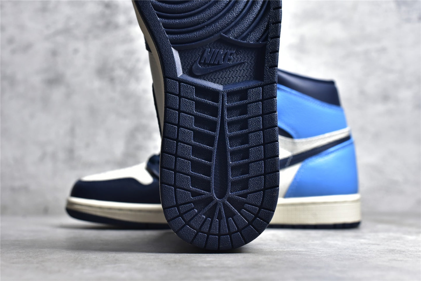 AJ1 High Obsidian