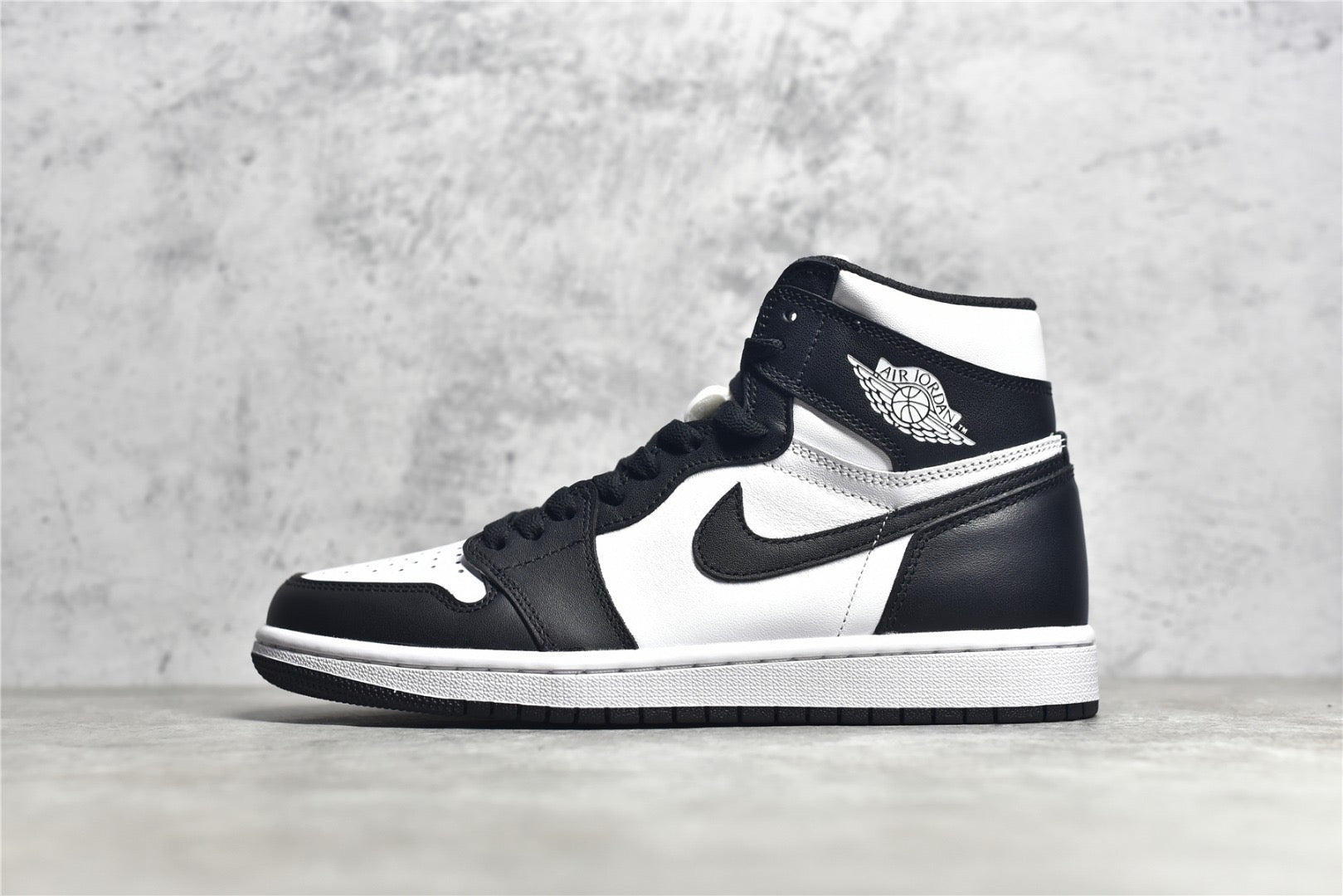 AJ1 High Black White â PANDA SPORT