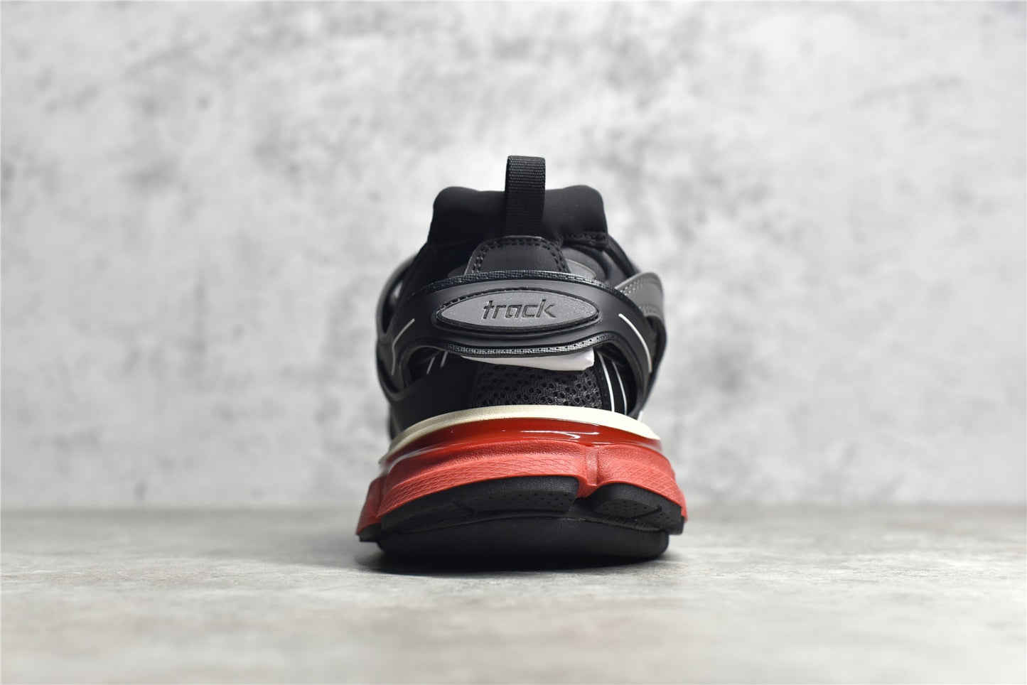 BLCG Track Black Grey Red