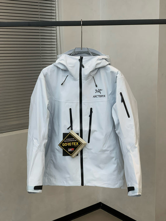 Arc’teryx ALPHA SV7 LIGHT BLUE
