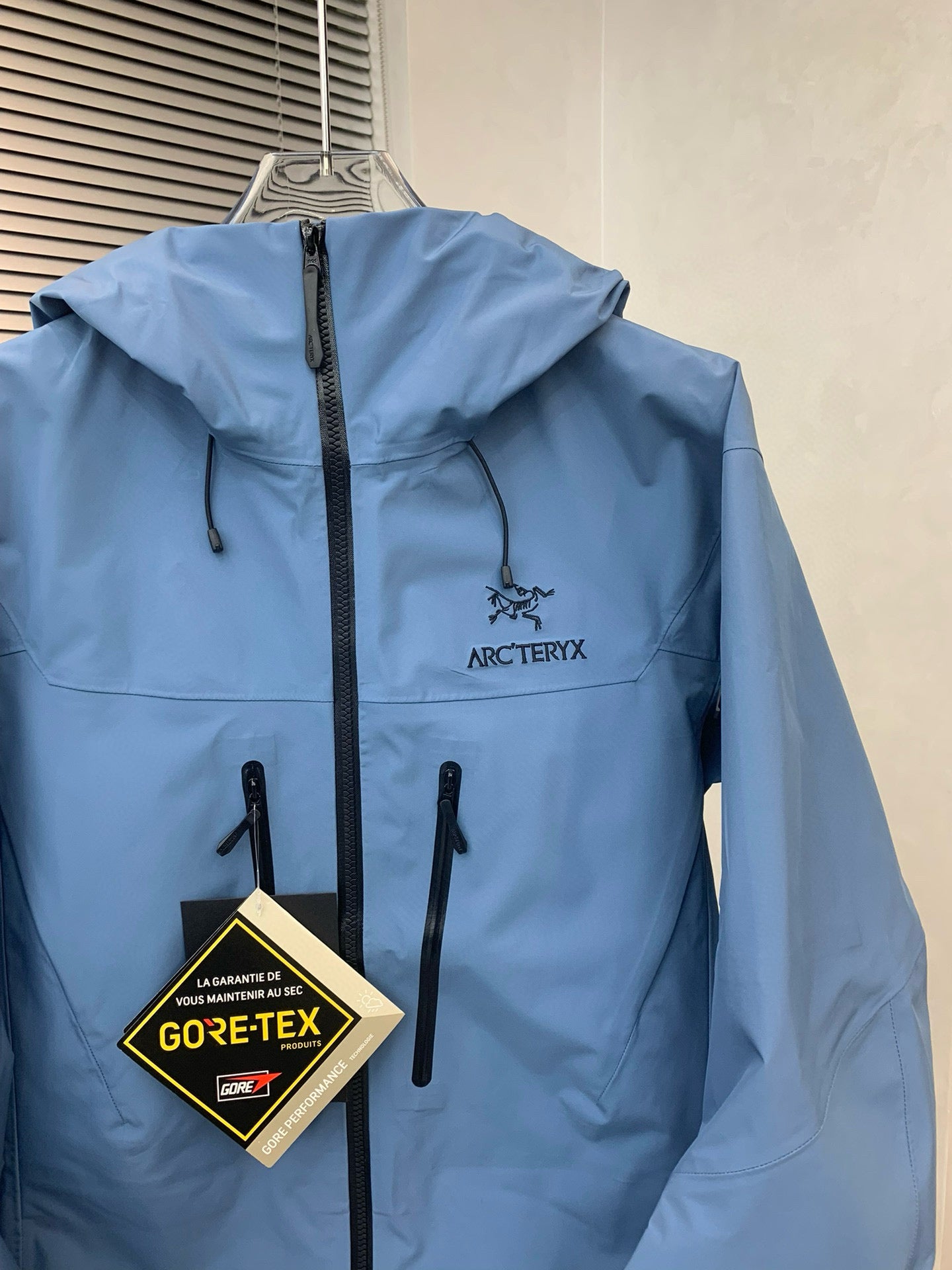 Arc’teryx ALPHA SV7 BLUE