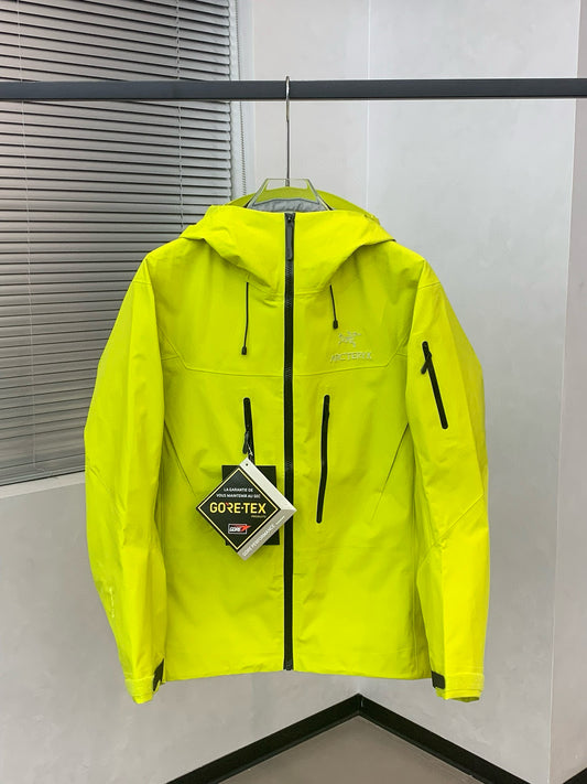 Arc’teryx ALPHA SV7 FLUORESCENT GREEN