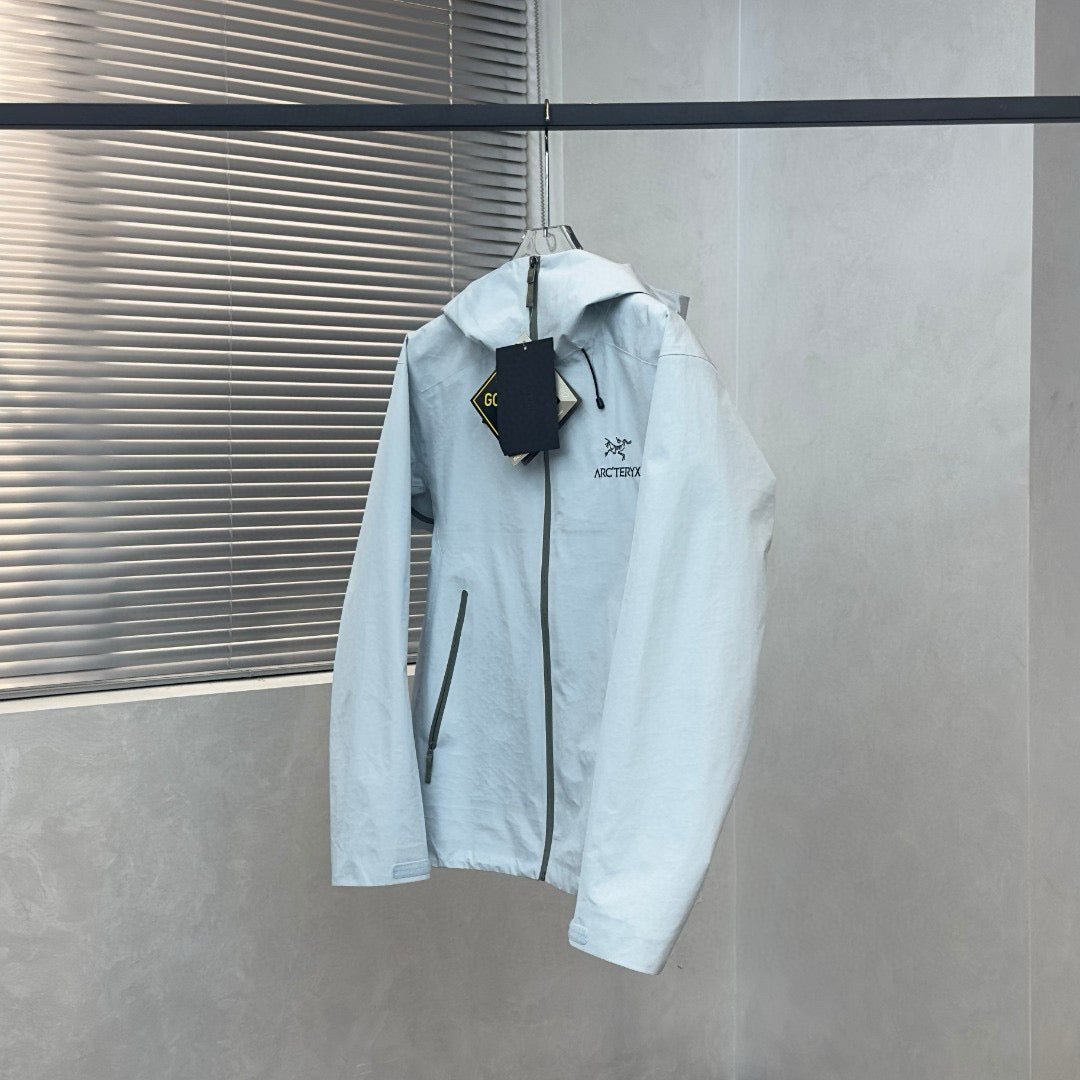 Arc’teryx BETA LT LIGHT GRAY