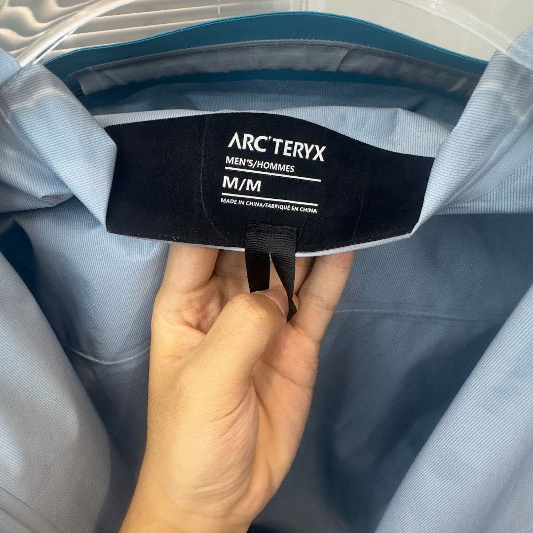 Arc’teryx BETA LT BLUE