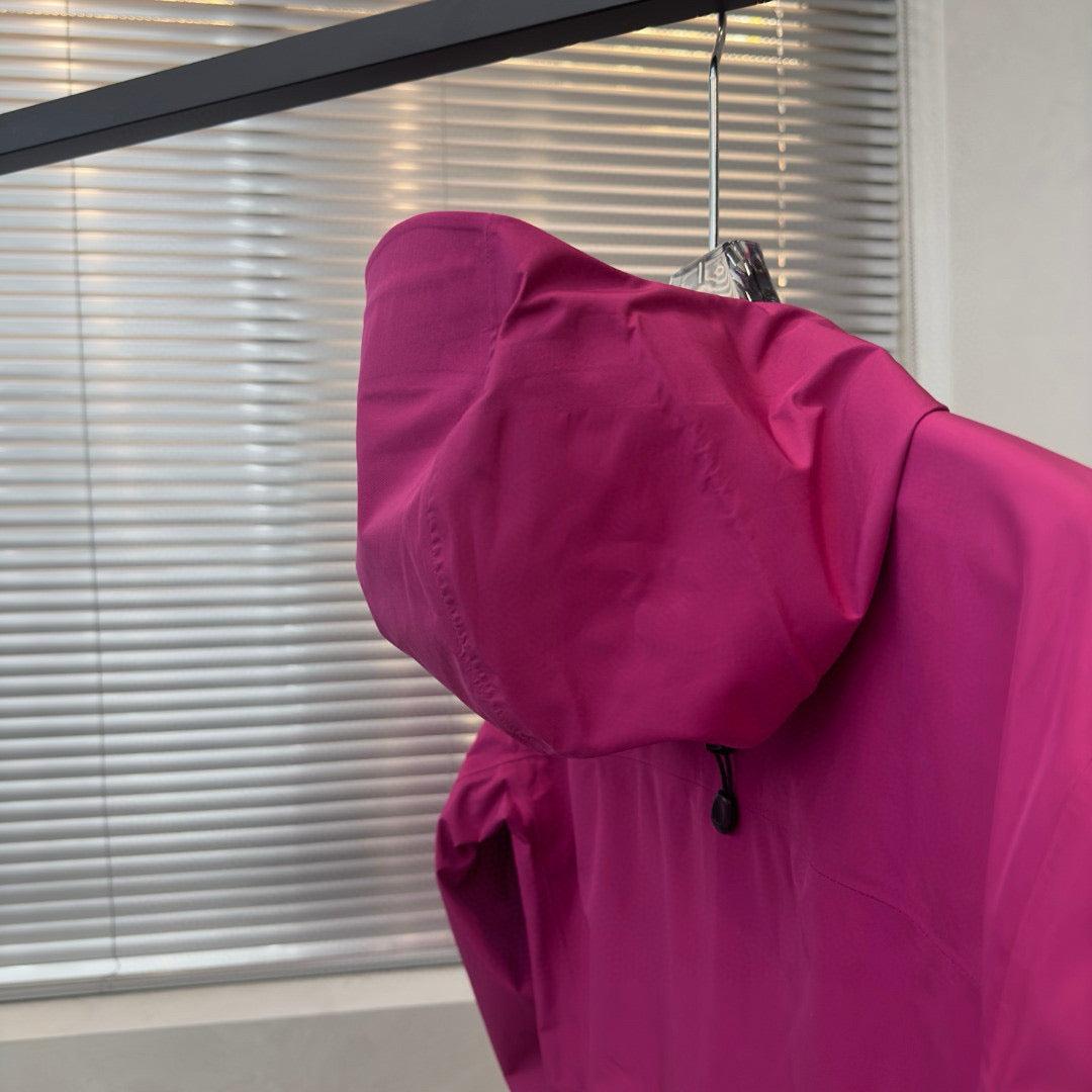 Arc’teryx BETA LT PINK