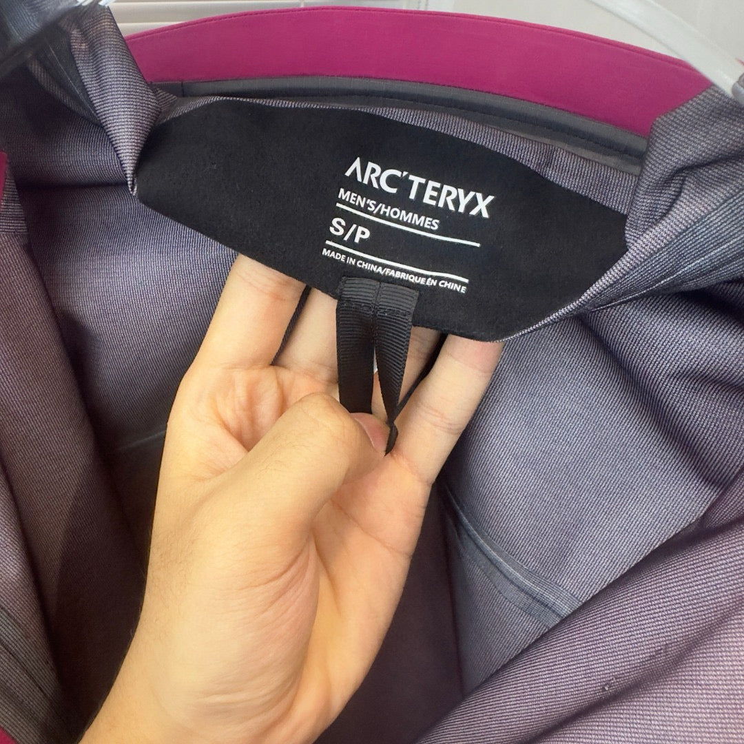 Arc’teryx BETA LT PINK