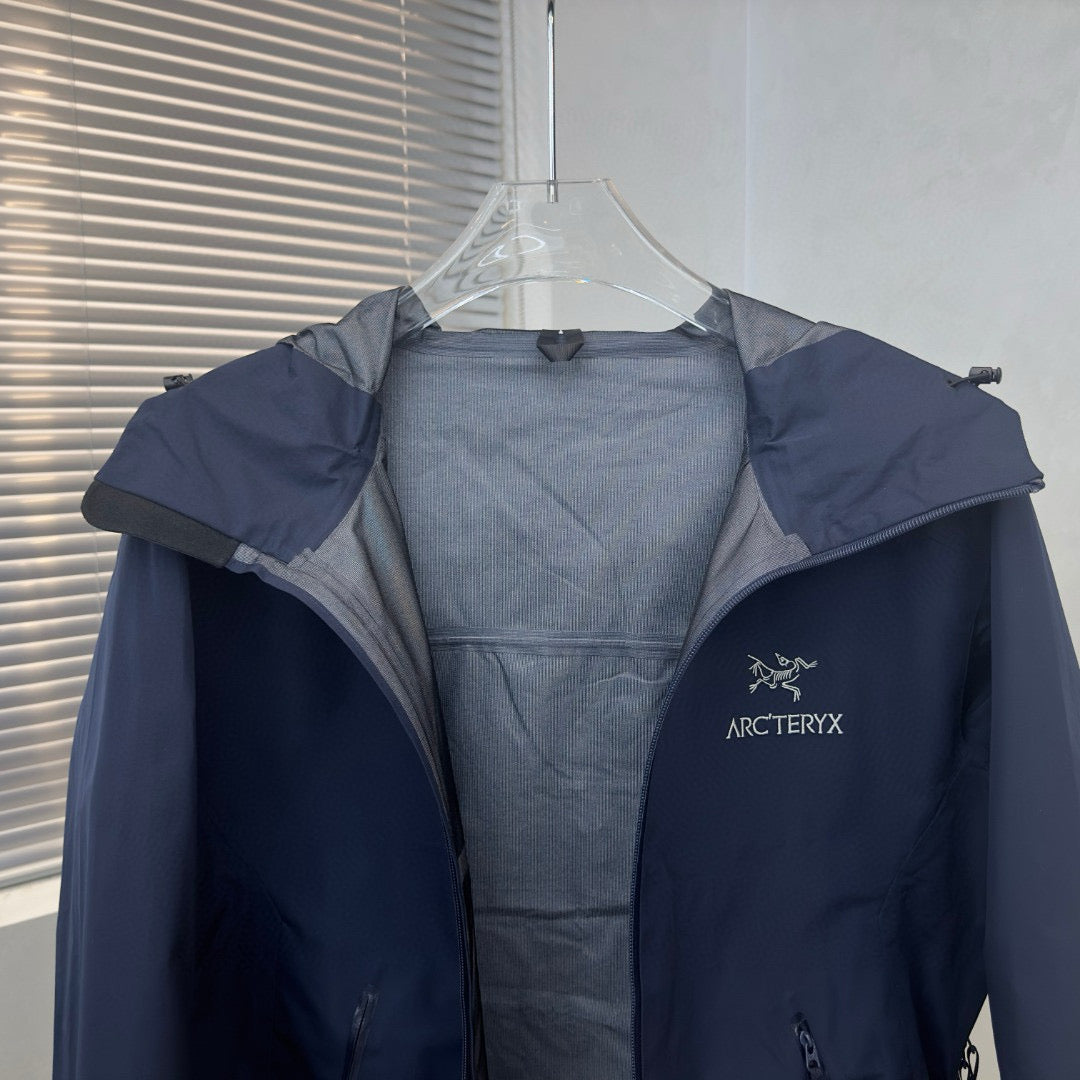 Arc’teryx BETA LT BLUE