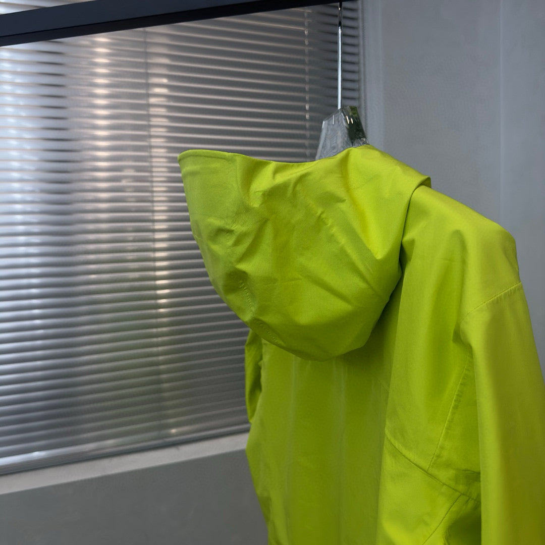 Arc’teryx BETA LT GREEN