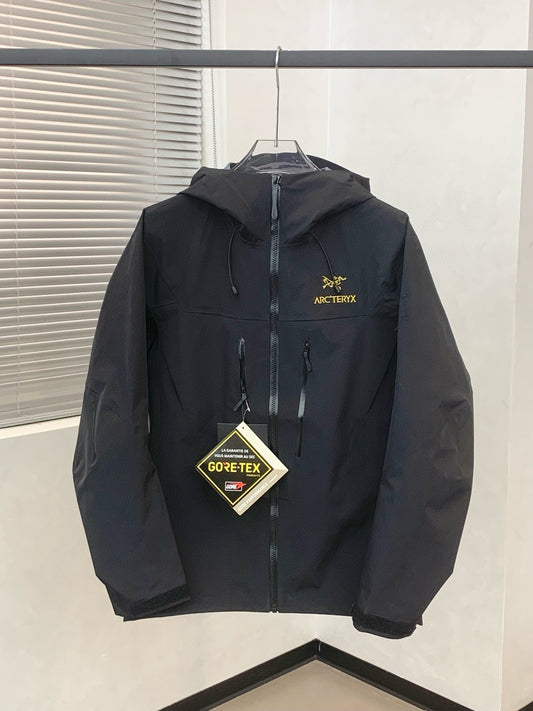 Arc’teryx ALPHA SV6 BLACK GOLD
