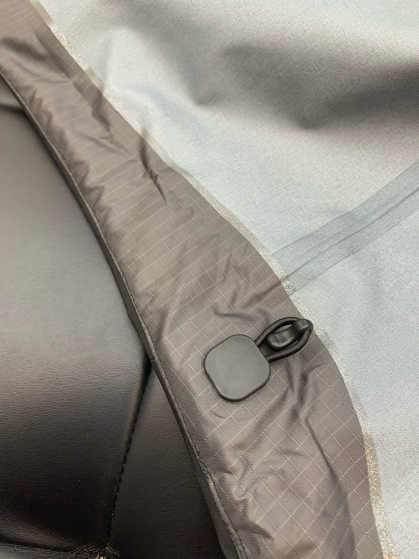 Arc’teryx ALPHA SV6 BLACK GOLD
