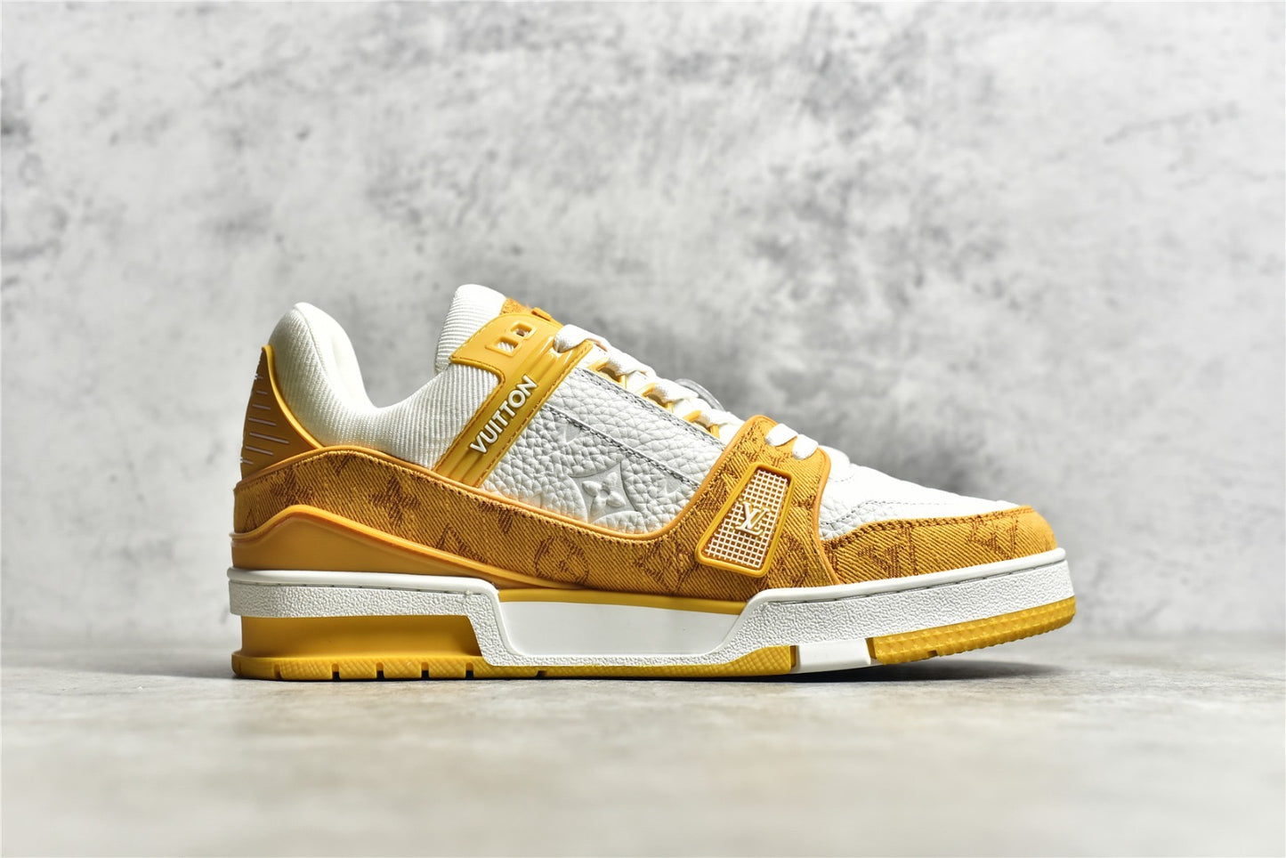 LV Trainer 015