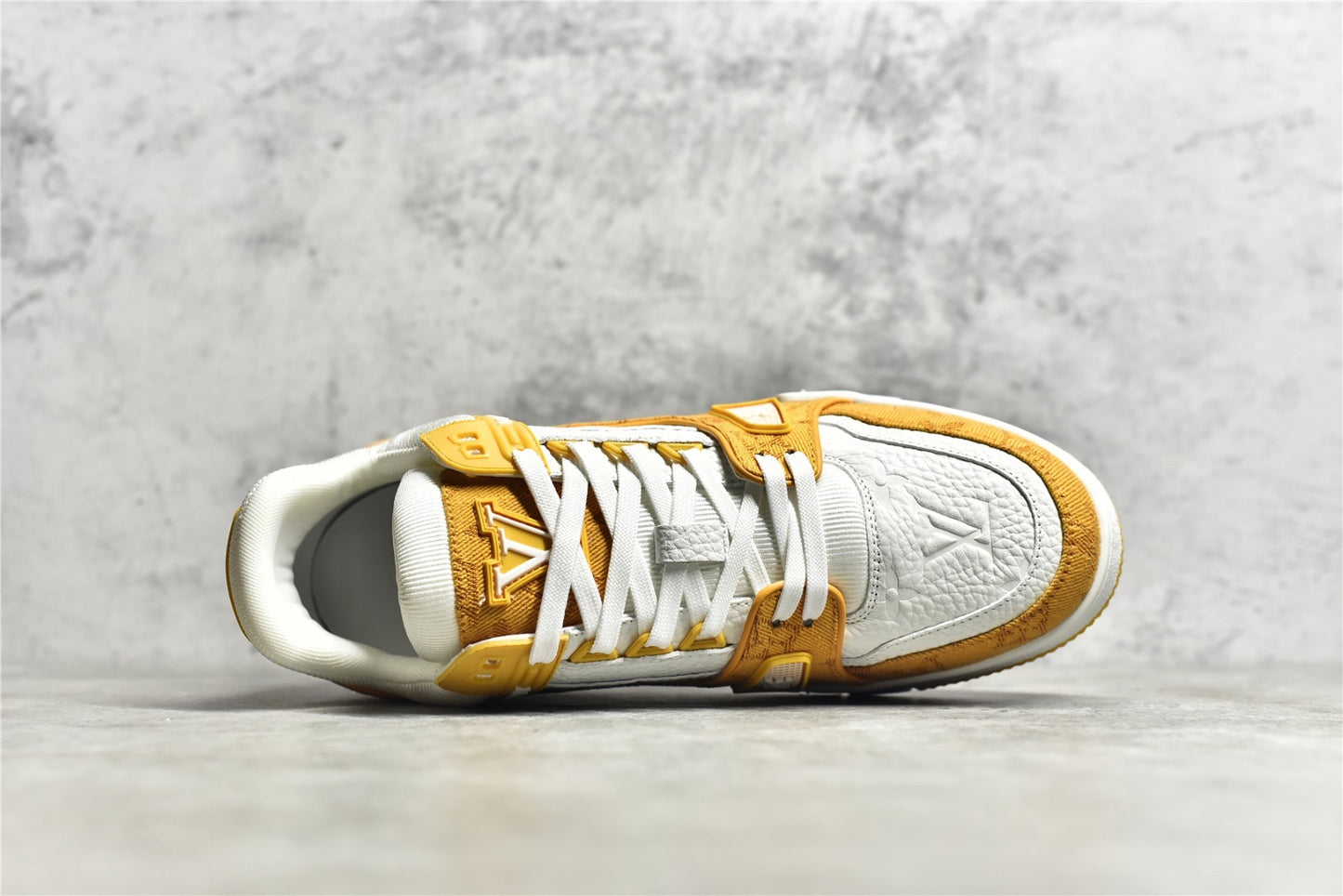 LV Trainer 015