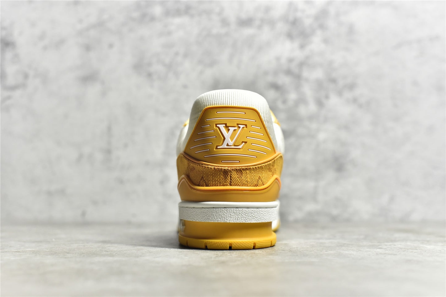 LV Trainer 015