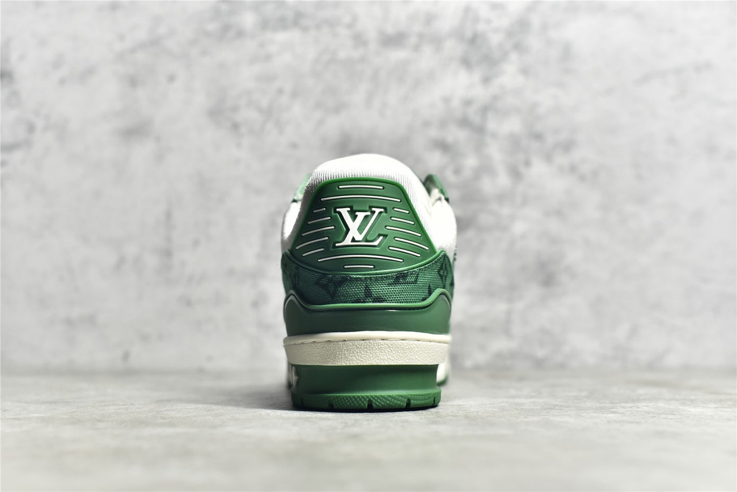 LV Trainer 014