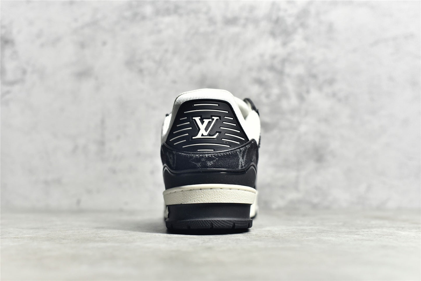LV Trainer 013