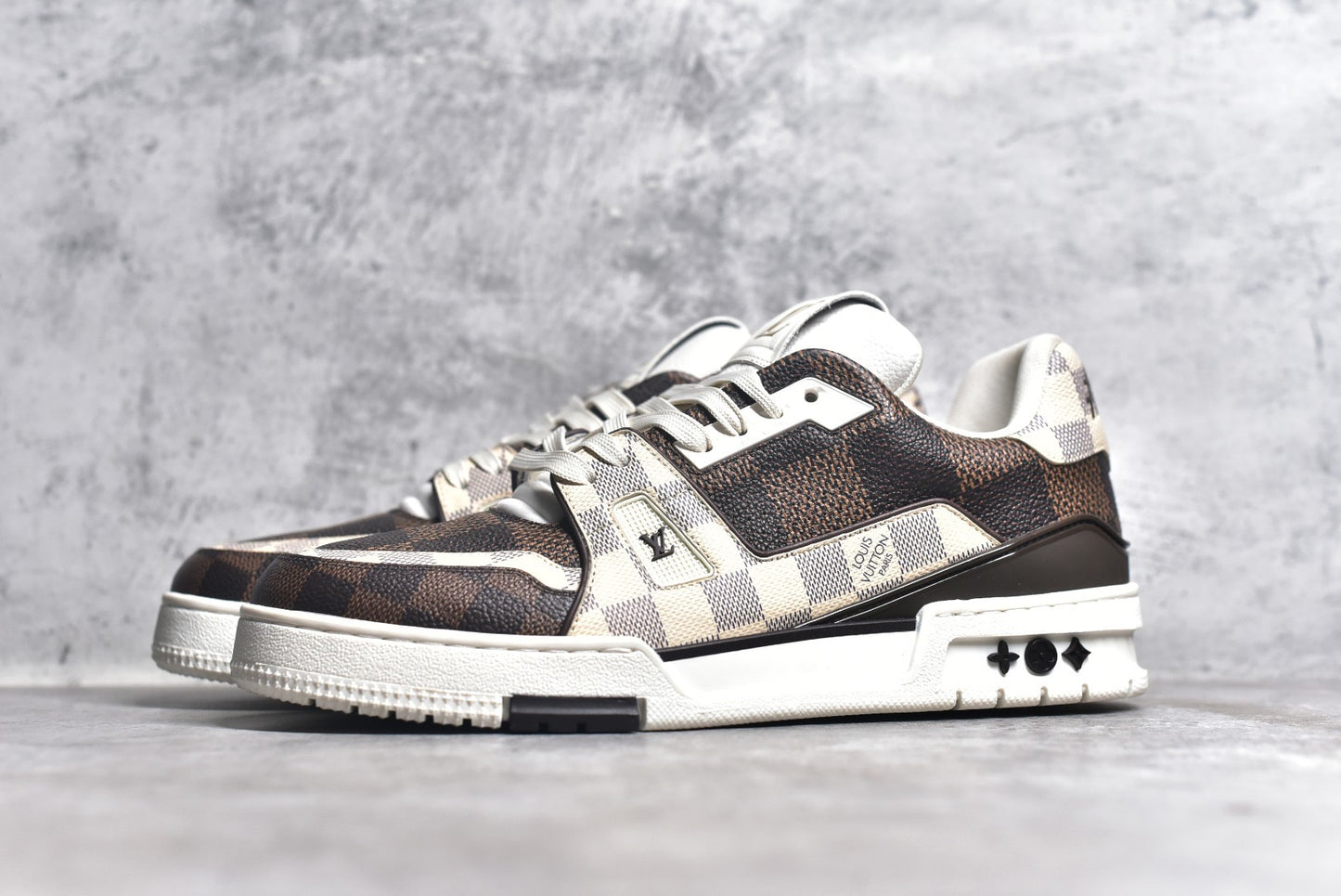 LV Trainer 06