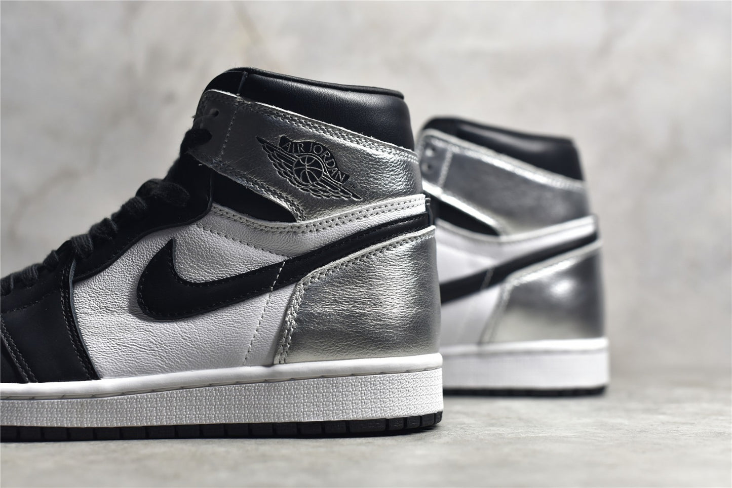 AJ1 Silver Toe