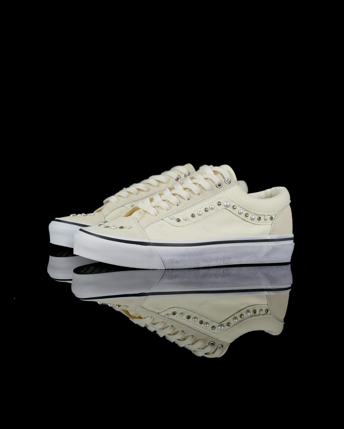 Vans OTW Old Skool white