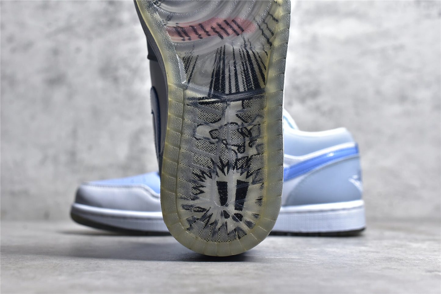 Jordan 1 Low SE Mighty Swooshers
