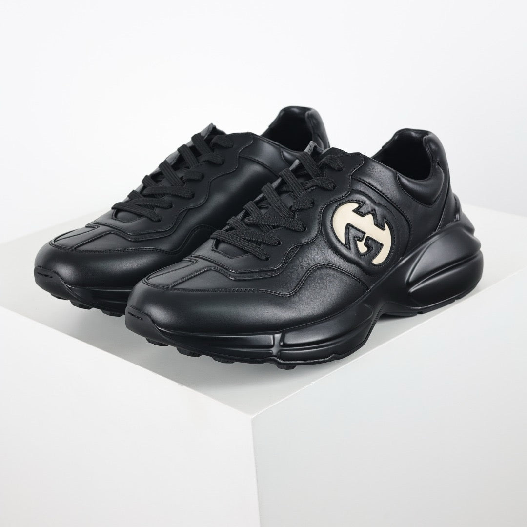 GG Rhyton 01