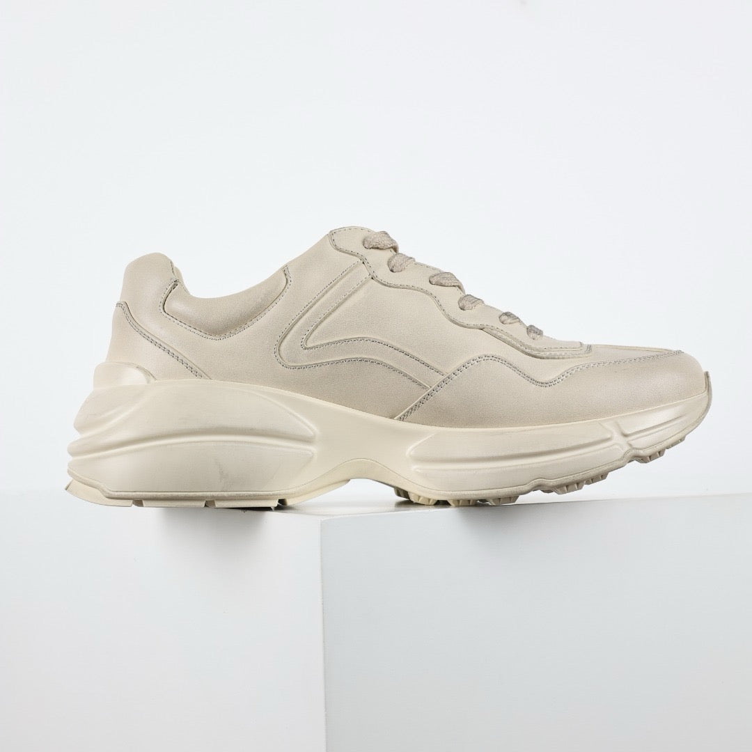 GG Rhyton 06