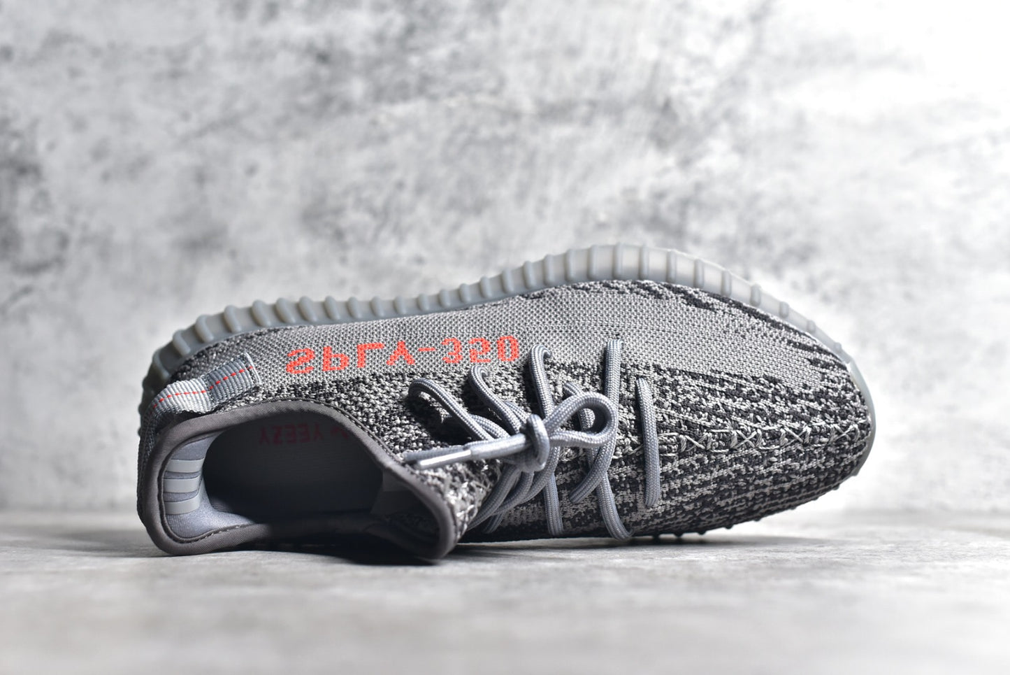 Yeezy 350 v2