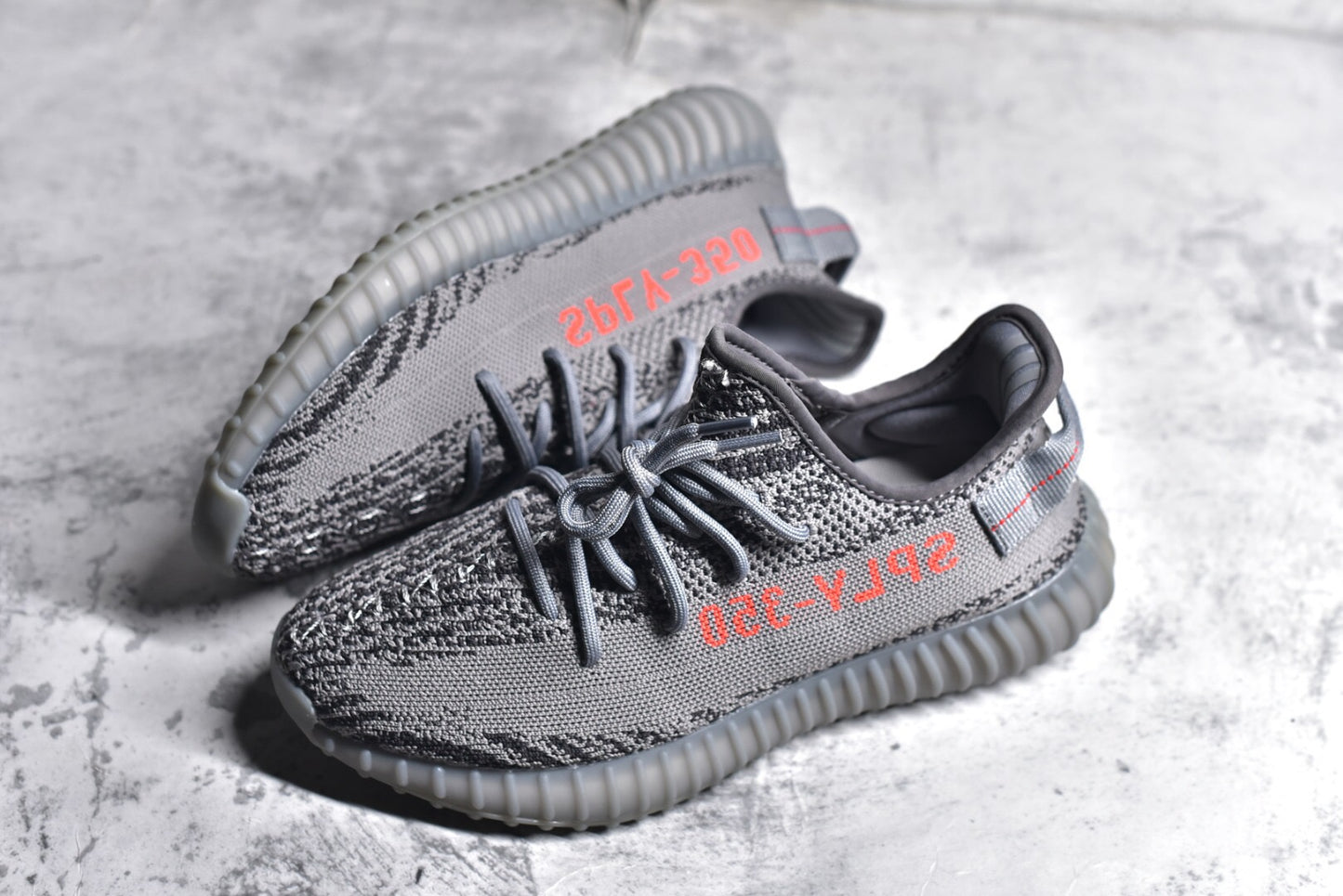 Yeezy 350 v2