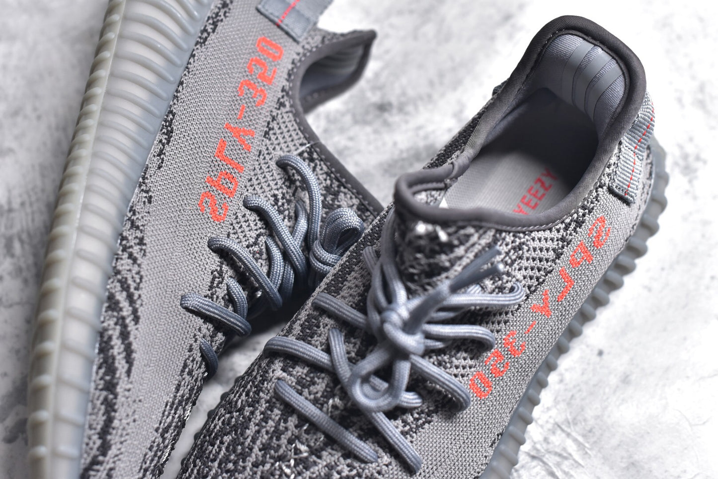 Yeezy 350 v2