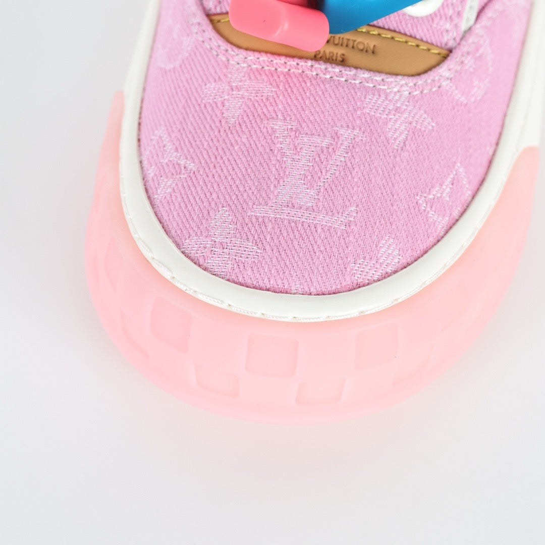 LV Tilted 09