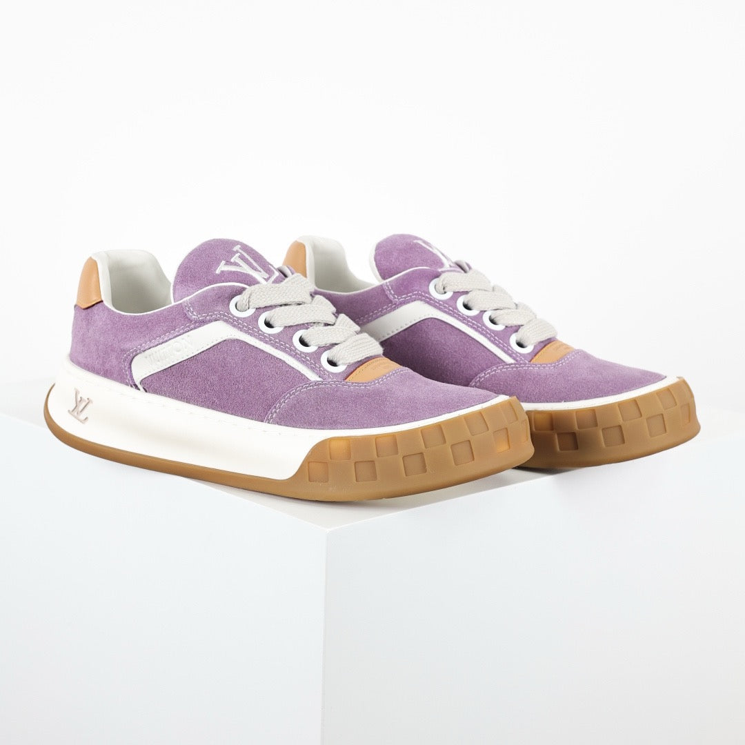 LV Tilted 08