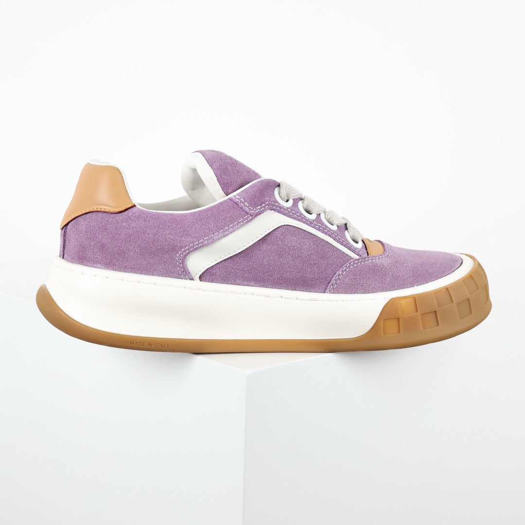 LV Tilted 08