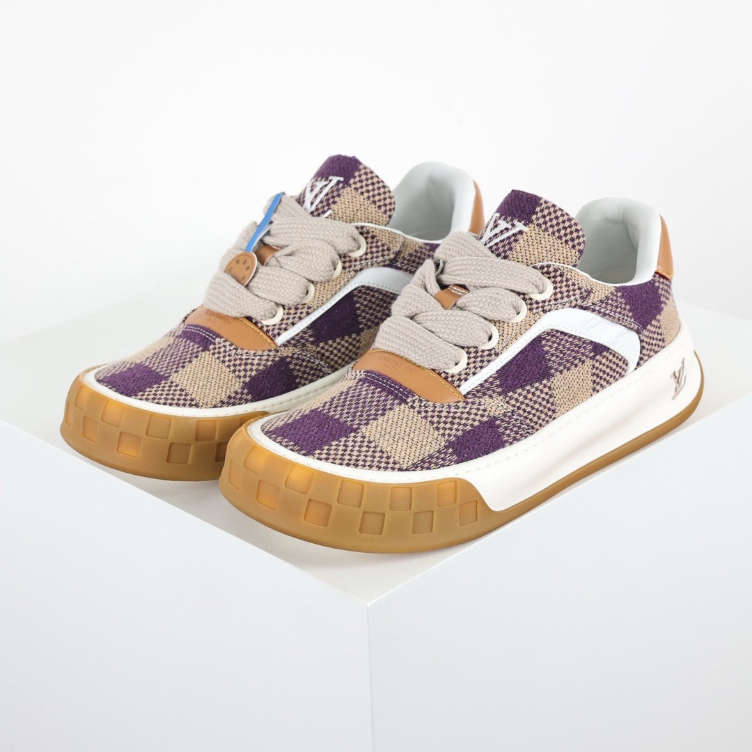 LV Tilted 07