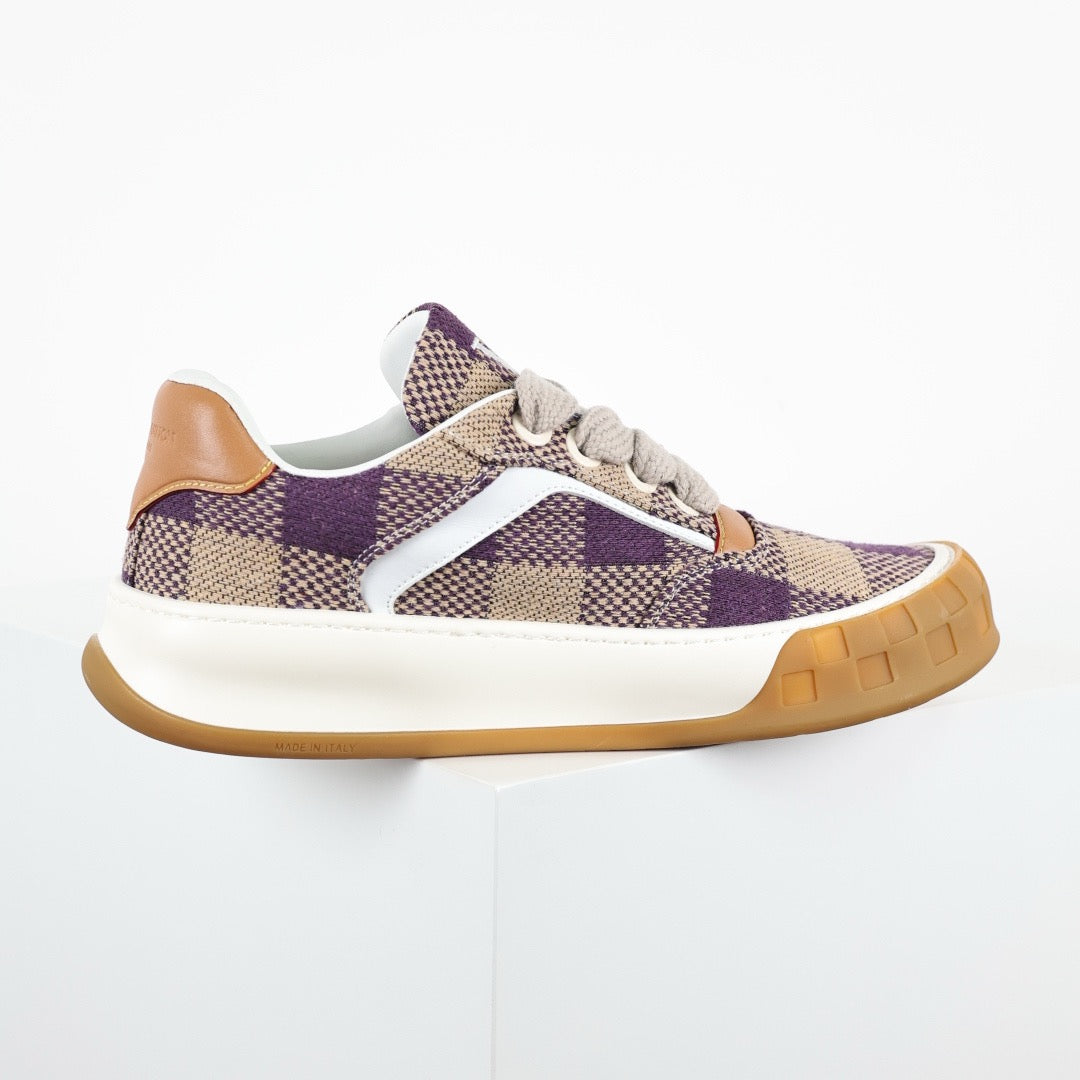 LV Tilted 07