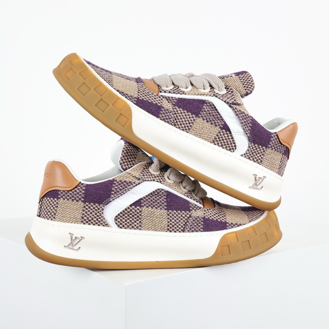 LV Tilted 07