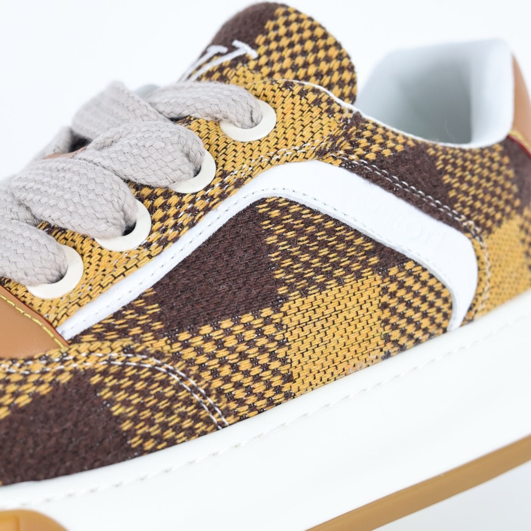 LV Tilted 05