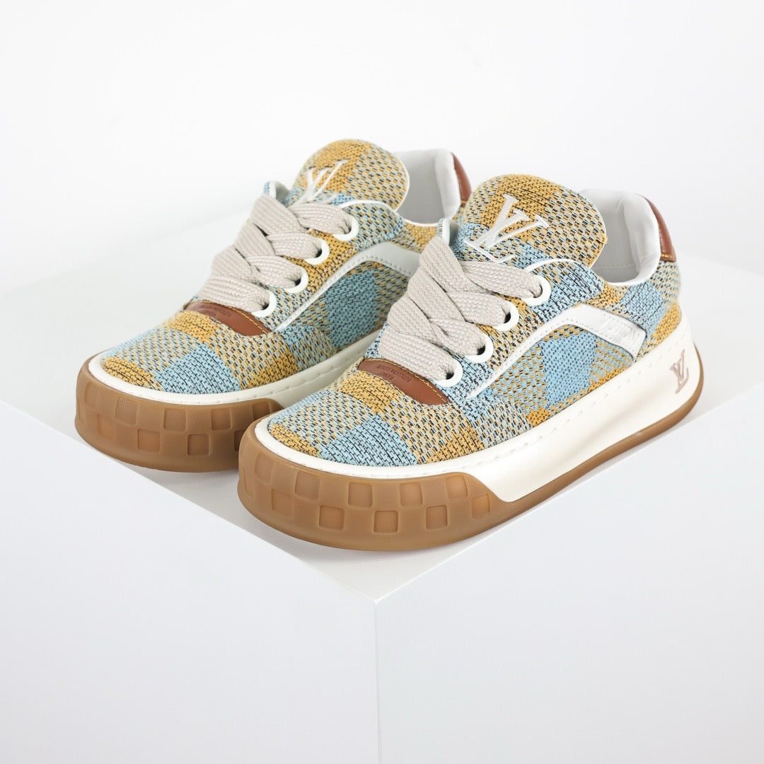 LV Tilted 04
