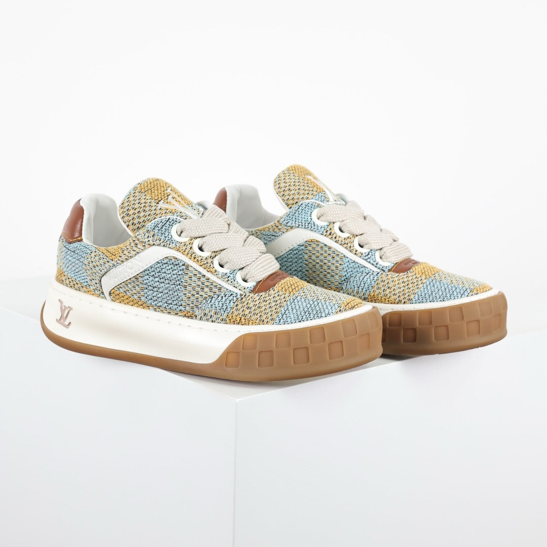 LV Tilted 04