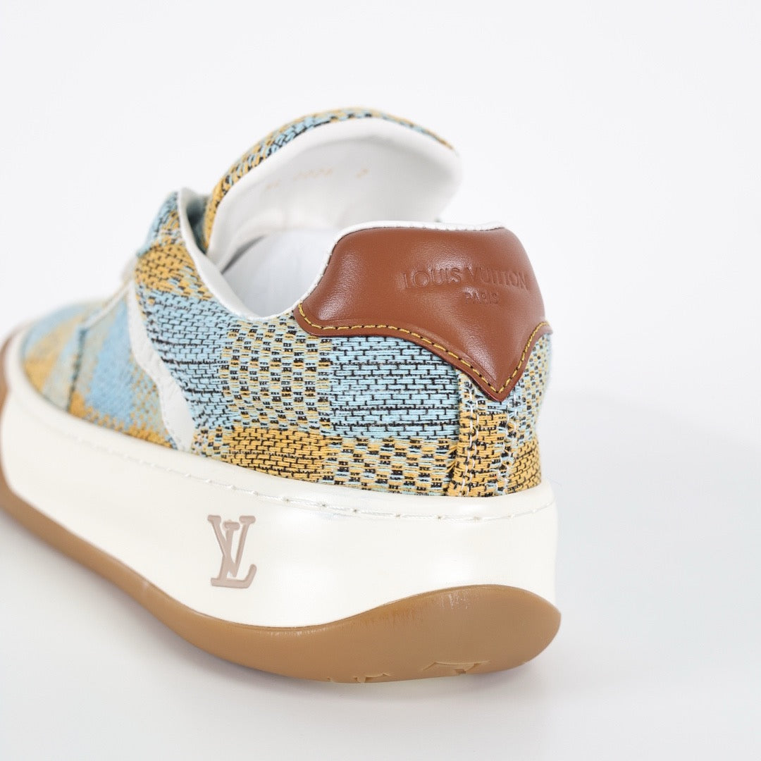 LV Tilted 04