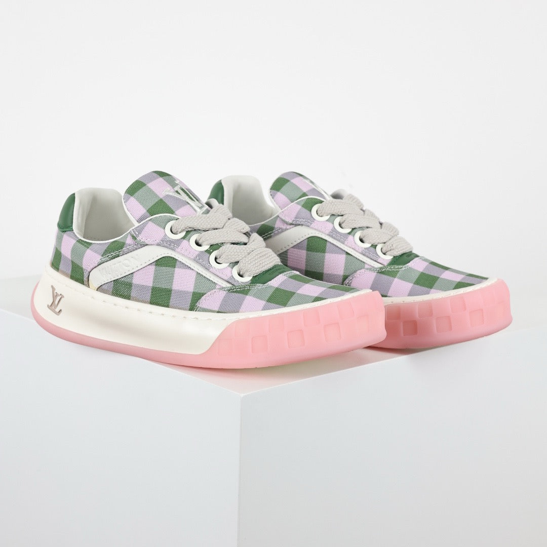 LV Tilted 03