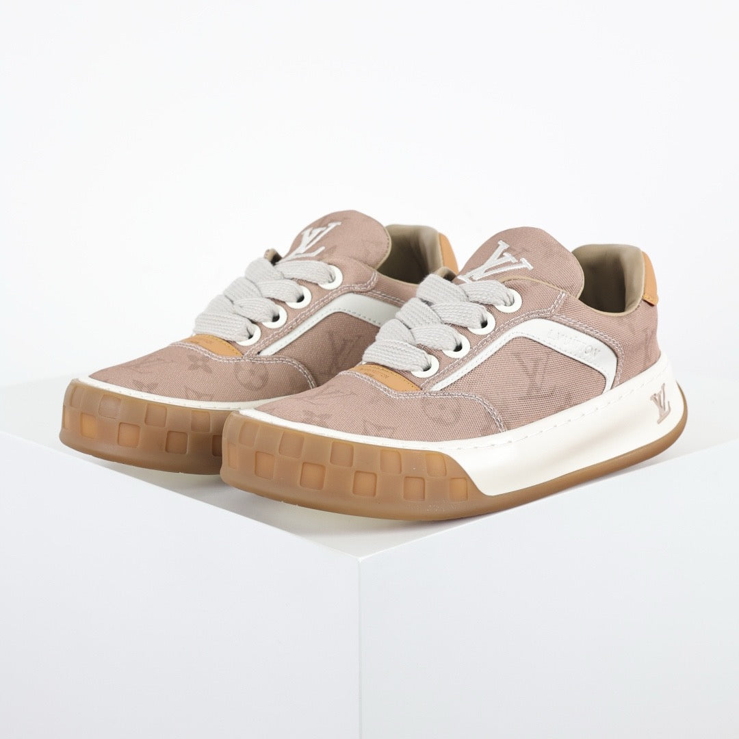 LV Tilted 02