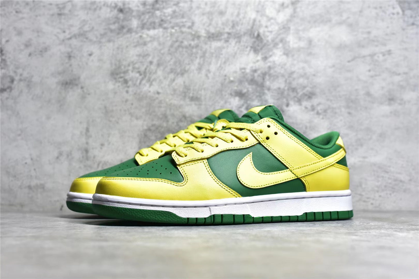 Dunk Low Reverse Brazil