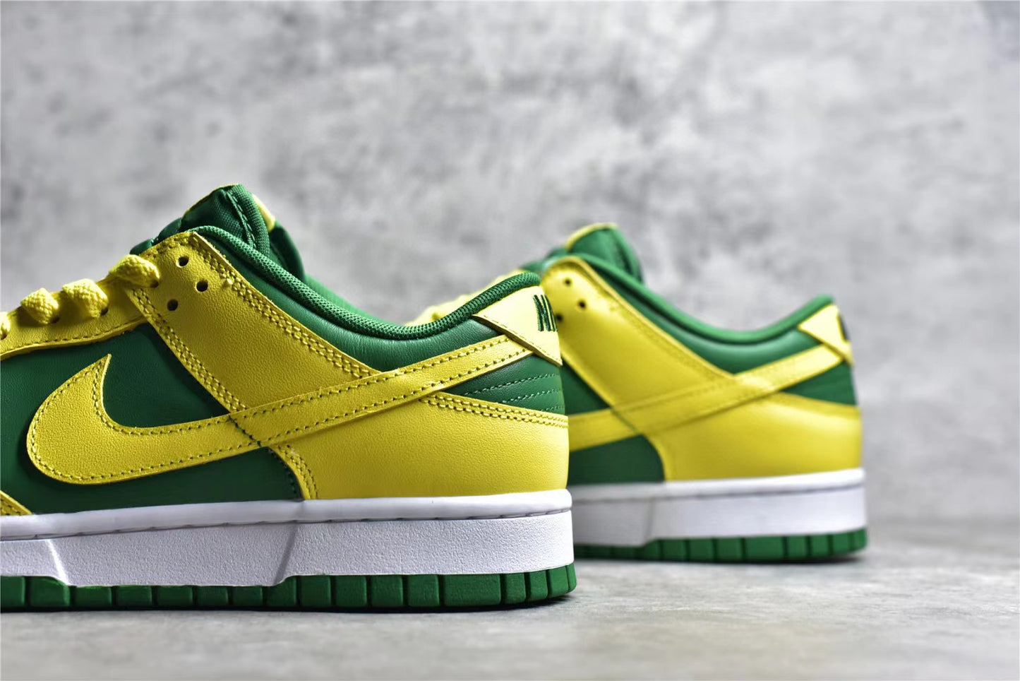 Dunk Low Reverse Brazil