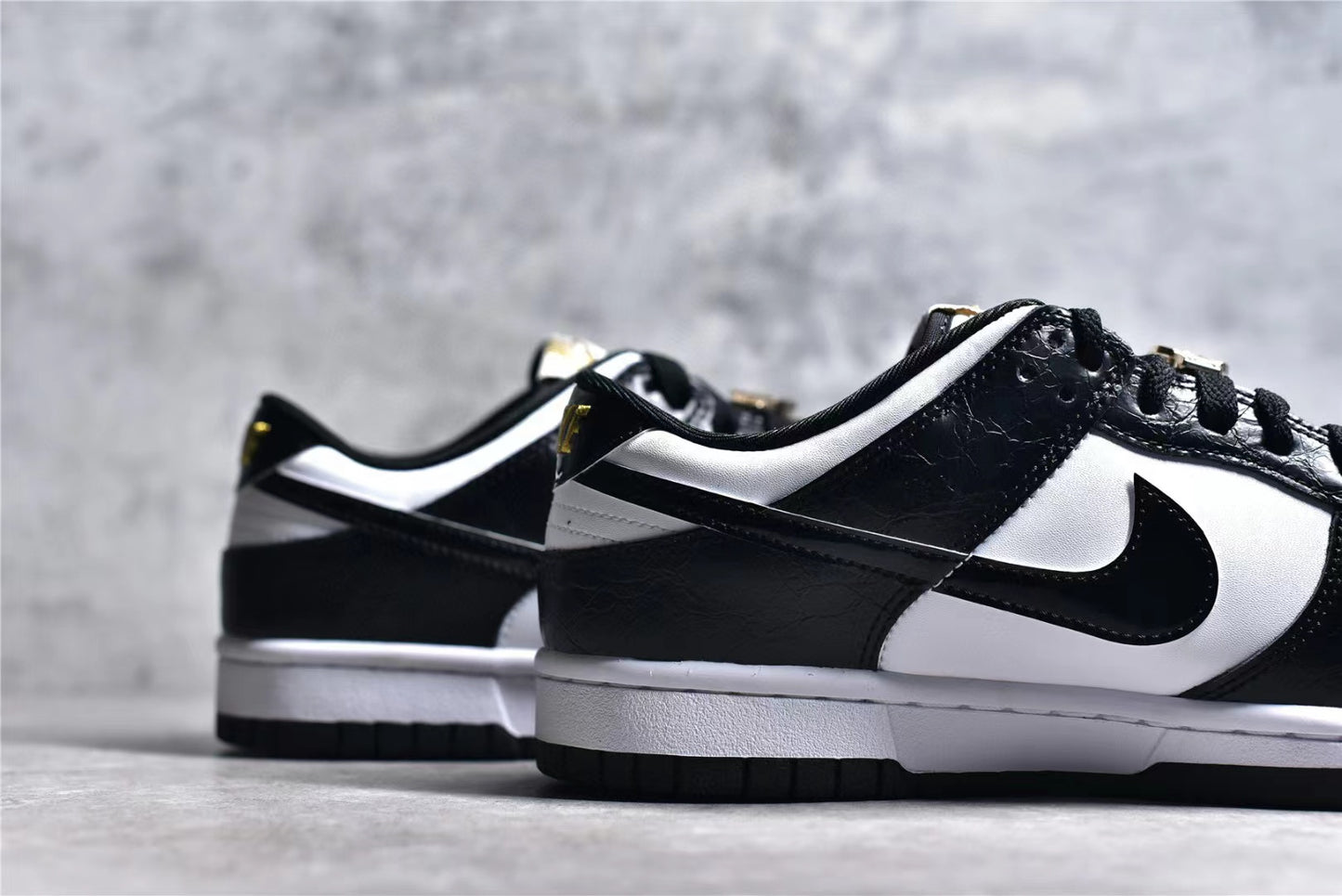 Dunk Low world champ