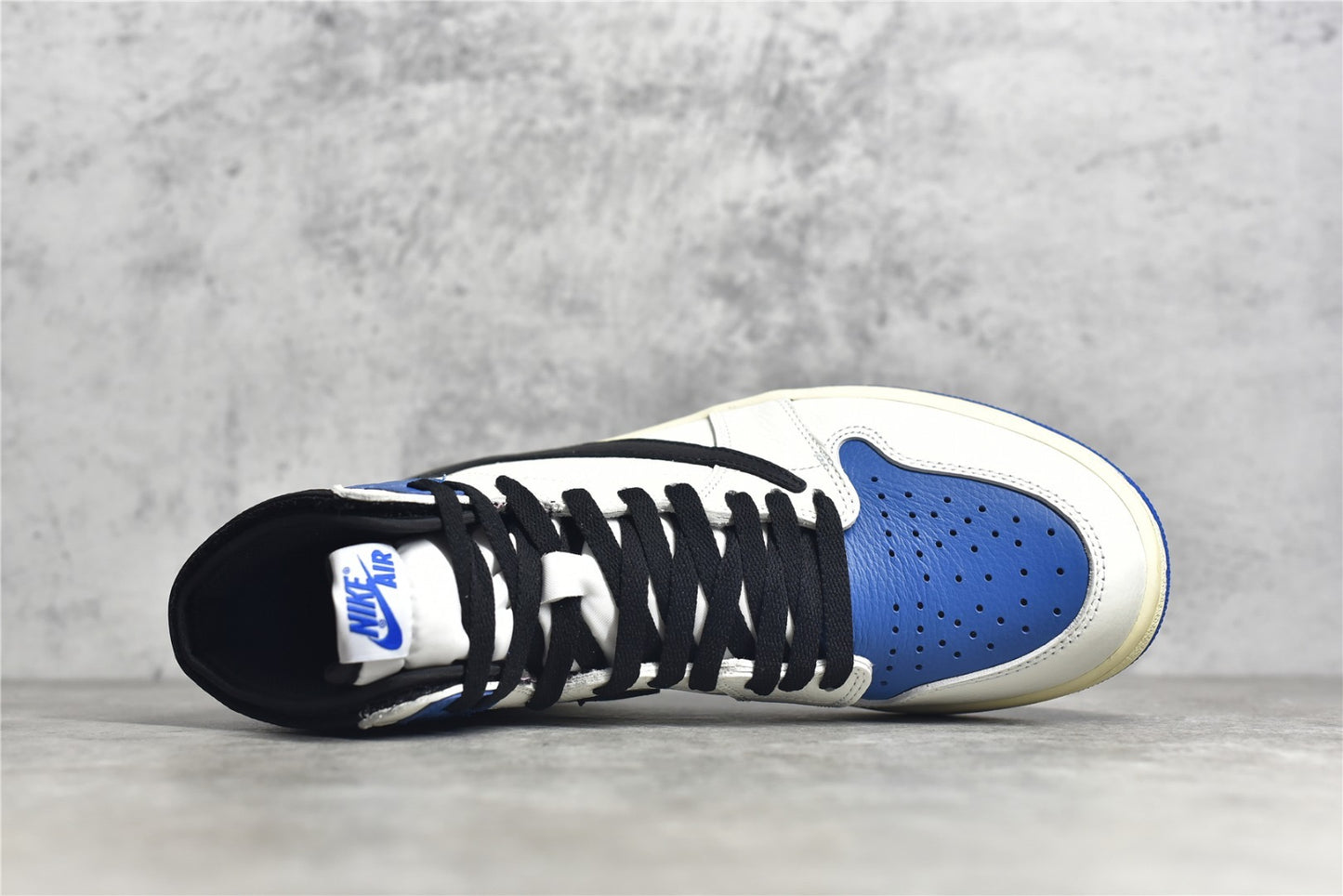 AJ1 Hight Travis Scott Fragment