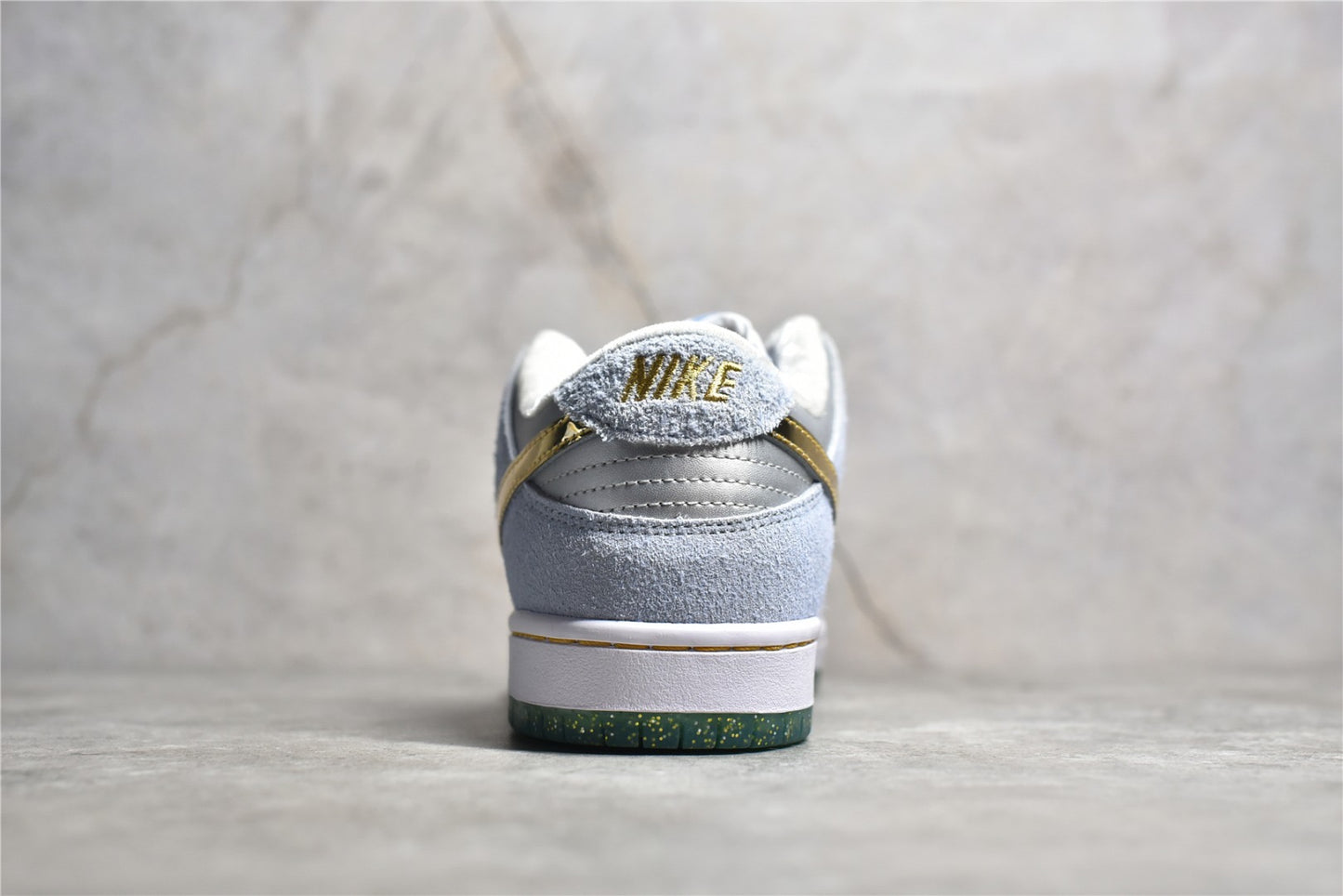 Dunk Low 'Sean Cliver '