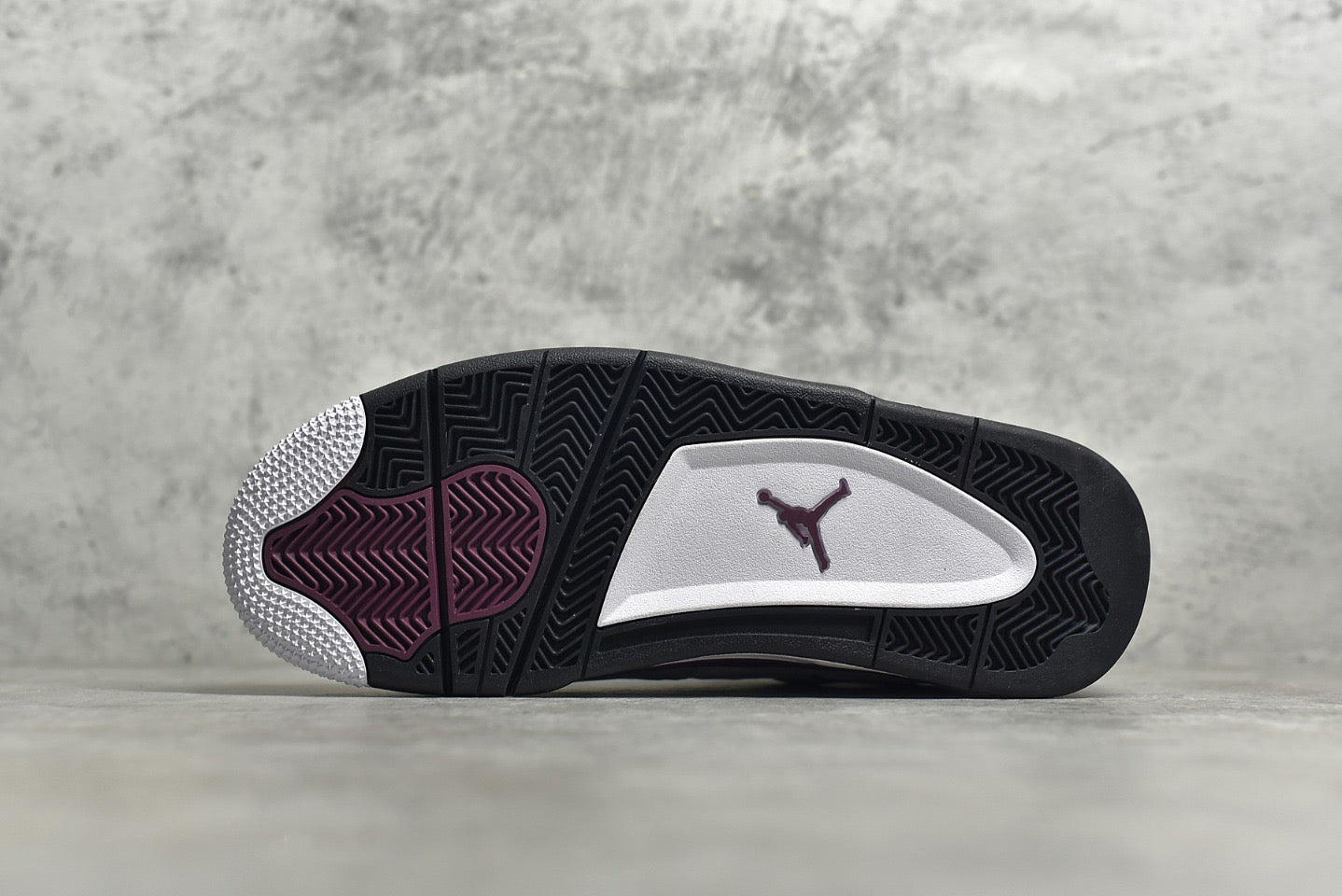 AJ4 'Bordeaux'