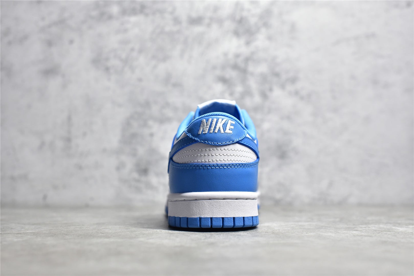 Dunk Low UNC
